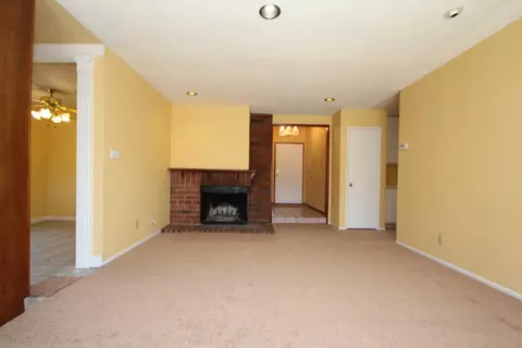 36921 Desert Willow Dr, Palmdale, CA 93550 photo 3