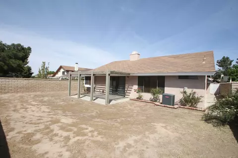 36921 Desert Willow Dr, Palmdale, CA 93550 photo 21