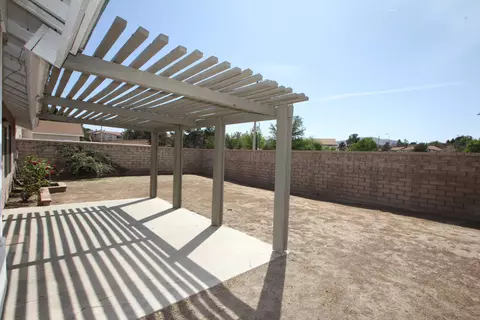 36921 Desert Willow Dr, Palmdale, CA 93550 photo 22