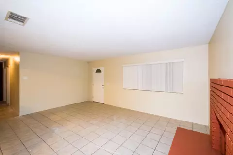 10207 Avenue R2 E, Littlerock, CA 93543 photo 8