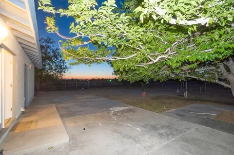 10207 Avenue R2 E, Littlerock, CA 93543 photo 21