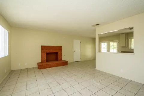 10207 Avenue R2 E, Littlerock, CA 93543 photo 9