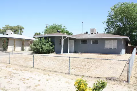 38726 36th St, Palmdale, CA 93550 photo 2