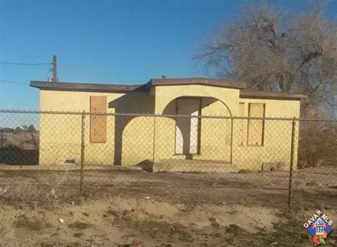 45002 E 40th St, Lancaster, CA 93535 photo 1