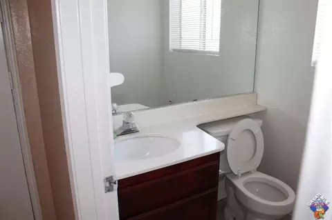 38136 52nd St, Palmdale, CA 93552 photo 12