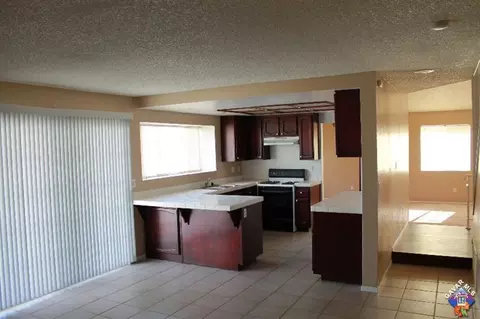 38136 52nd St, Palmdale, CA 93552 photo 7