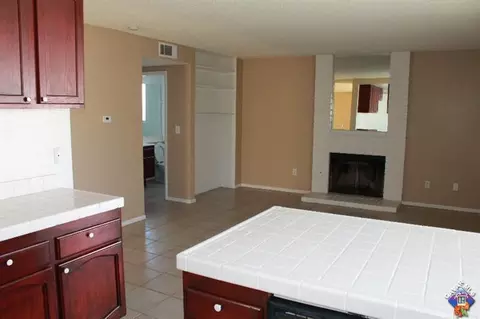 38136 52nd St, Palmdale, CA 93552 photo 10