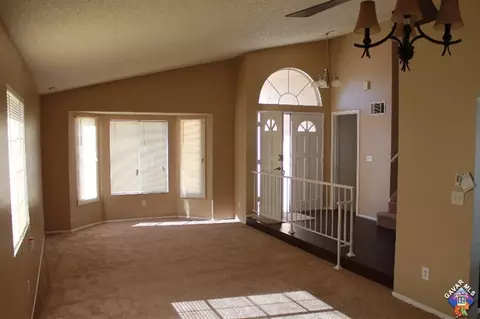 38136 52nd St, Palmdale, CA 93552 photo 4