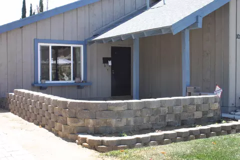 1038 Morven St, Lancaster, CA 93535 photo 4