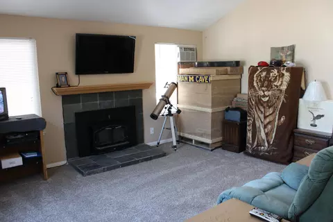 1038 Morven St, Lancaster, CA 93535 photo 30