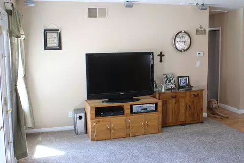 1038 Morven St, Lancaster, CA 93535 photo 24