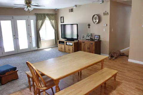 1038 Morven St, Lancaster, CA 93535 photo 22