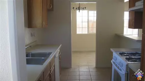 45337 Andale Ave, Lancaster, CA 93535 photo 4