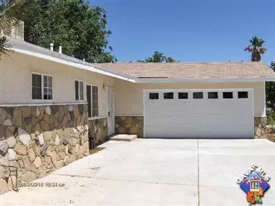 45337 Andale Ave, Lancaster, CA 93535 photo 2