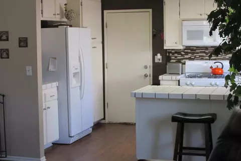 43666 Rogier St E, Lancaster, CA 93535 photo 6