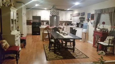 23701 Saint Elmo Ct, Tehachapi, CA 93561 photo 6
