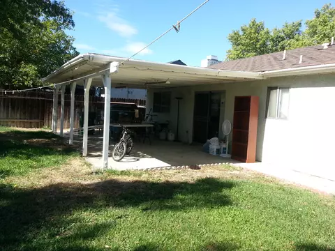 1036 Lightcap St, Lancaster, CA 93535 photo 7