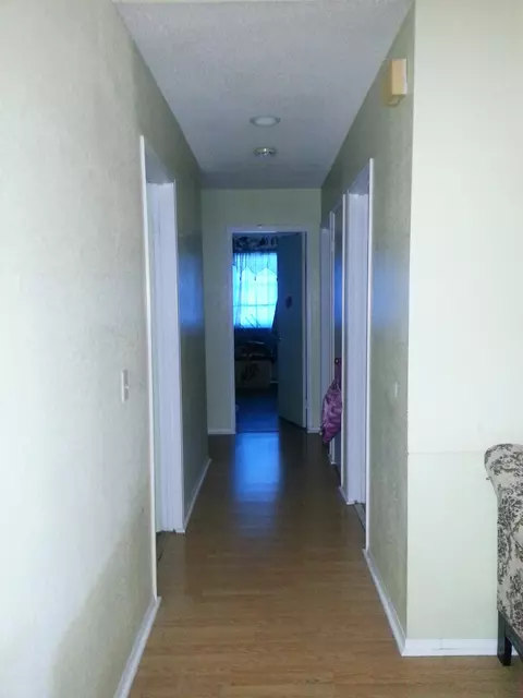 1036 Lightcap St, Lancaster, CA 93535 photo 9