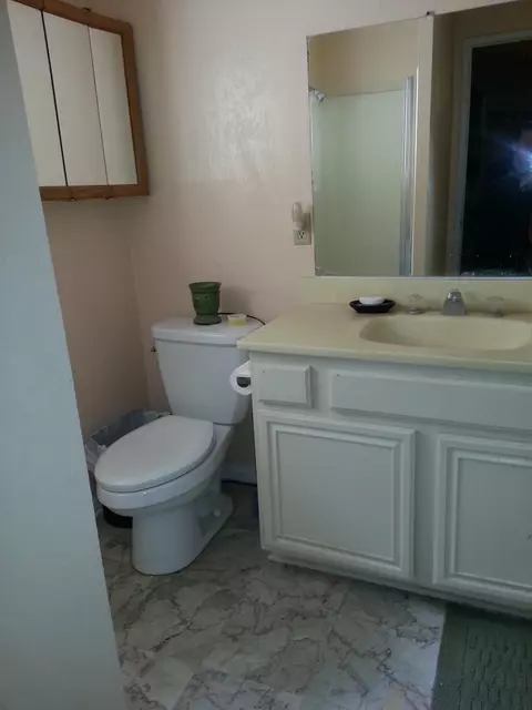 1036 Lightcap St, Lancaster, CA 93535 photo 11