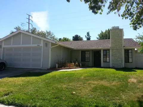 1036 Lightcap St, Lancaster, CA 93535 photo 1