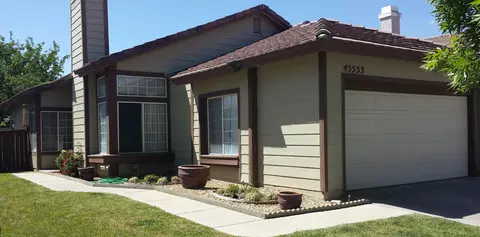 45533 Pickford Ave, Lancaster, CA 93534 photo 1