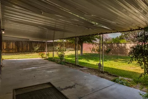 44111 Sancroft Ave, Lancaster, CA 93535 photo 8