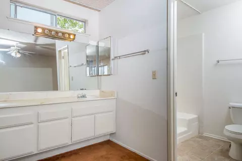 44111 Sancroft Ave, Lancaster, CA 93535 photo 28