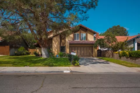 44111 Sancroft Ave, Lancaster, CA 93535 photo 3