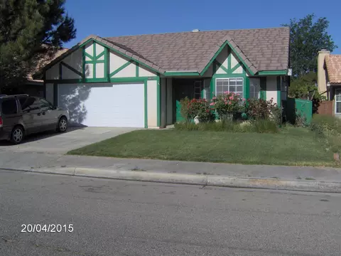 36931 Regency Pl, Palmdale, CA 93552 photo 2