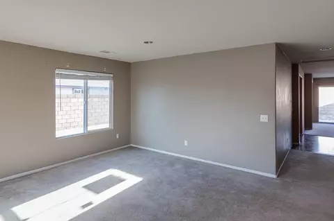 38258 Gemini Ct, Palmdale, CA 93552 photo 4