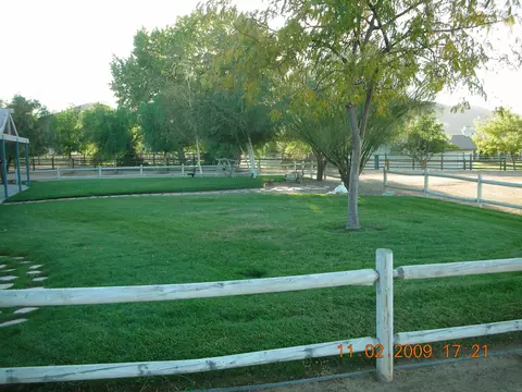 2485 Trails End Rd, Acton, CA 93510 photo 8