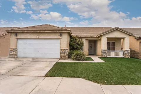 1735 Windermere Dr, Lancaster, CA 93534 photo 1