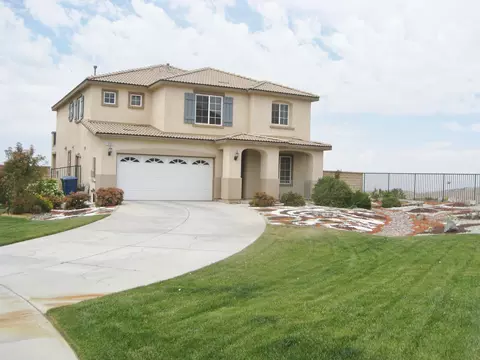 2725 Chicory Ln, Palmdale, CA 93551 photo 2