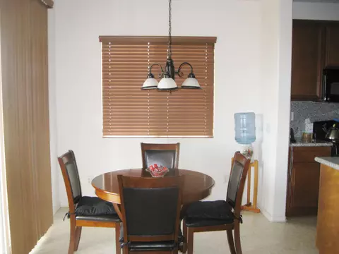 2725 Chicory Ln, Palmdale, CA 93551 photo 6