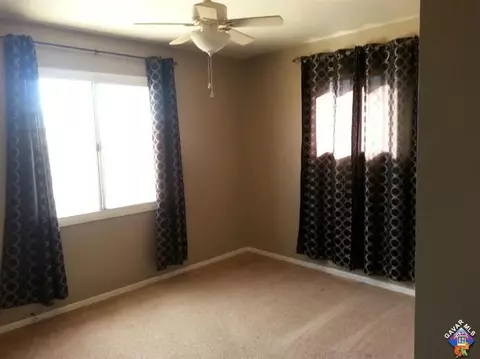 38594 Friendly Ave, Palmdale, CA 93550 photo 6