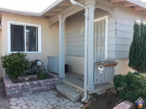 38594 Friendly Ave, Palmdale, CA 93550 photo 4