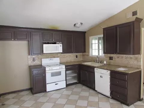 44122 Raysack Ave, Lancaster, CA 93535 photo 22