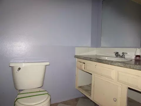 44122 Raysack Ave, Lancaster, CA 93535 photo 5