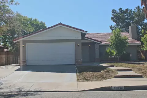 43843 David St, Lancaster, CA 93535 photo 2