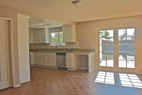 43843 David St, Lancaster, CA 93535 photo 7