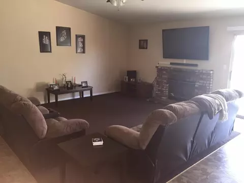 5523 Diamond St, Palmdale, CA 93552 photo 3