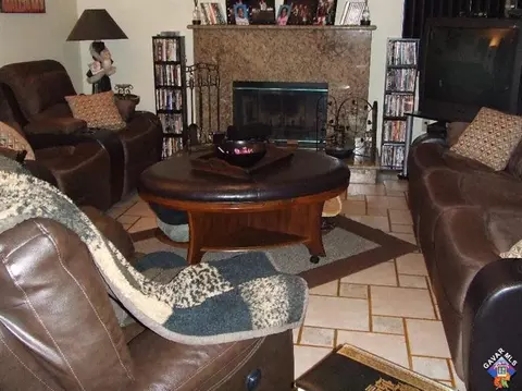 36454 Turner Dr, Palmdale, CA 93550 photo 9