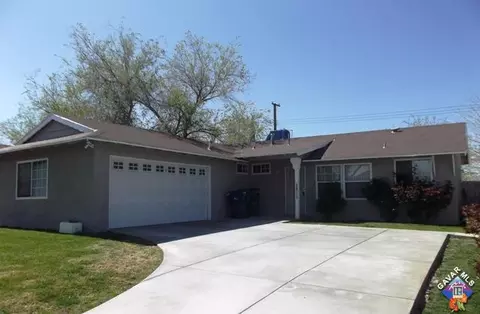 38721 2nd St E, Palmdale, CA 93550 photo 1