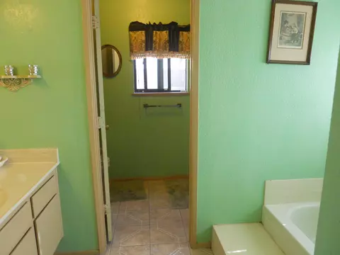 1034 Avenue J6 E, Lancaster, CA 93535 photo 10