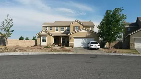 6721 Evans St E, Palmdale, CA 93552 photo 3
