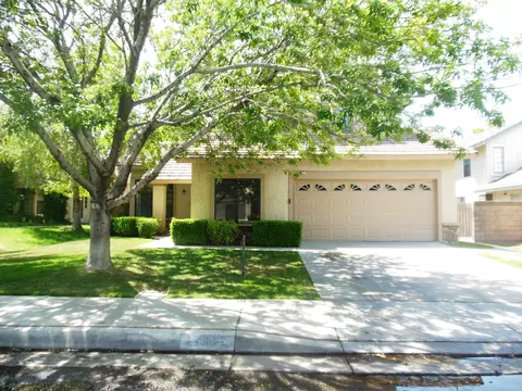 43327 32nd St W, Lancaster, CA 93536 photo 1