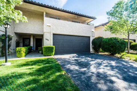 204 Eagle Ln, Palmdale, CA 93551 photo 1