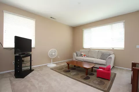 2218 Foxtail Dr, Palmdale, CA 93551 photo 7