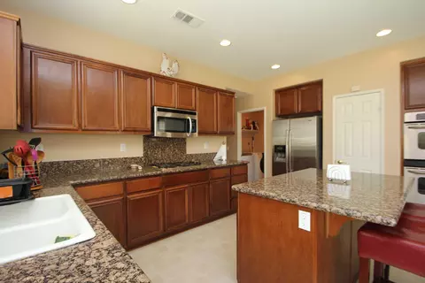 2218 Foxtail Dr, Palmdale, CA 93551 photo 11