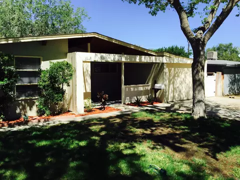 44009 Gadsden Ave, Lancaster, CA 93534 photo 2